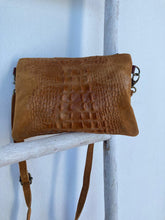 Cargar imagen en el visor de la galería, Bolso Matías
